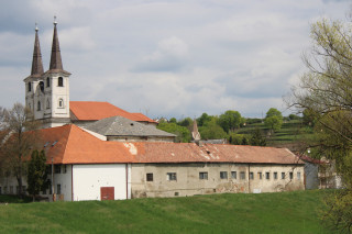 Barokní úpravy kostela řemeslníci dokončili roku 1734. Slavnostního vysvěcení chrámu se koncem 30. let 13. století zúčastnil také uherský král Béla IV.